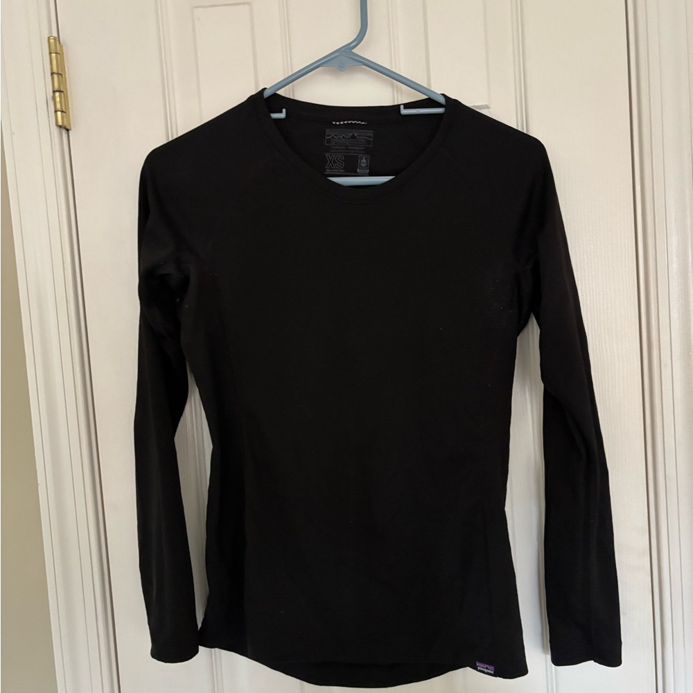 Patagonia Black Fitted Long Sleeve T-Shirt